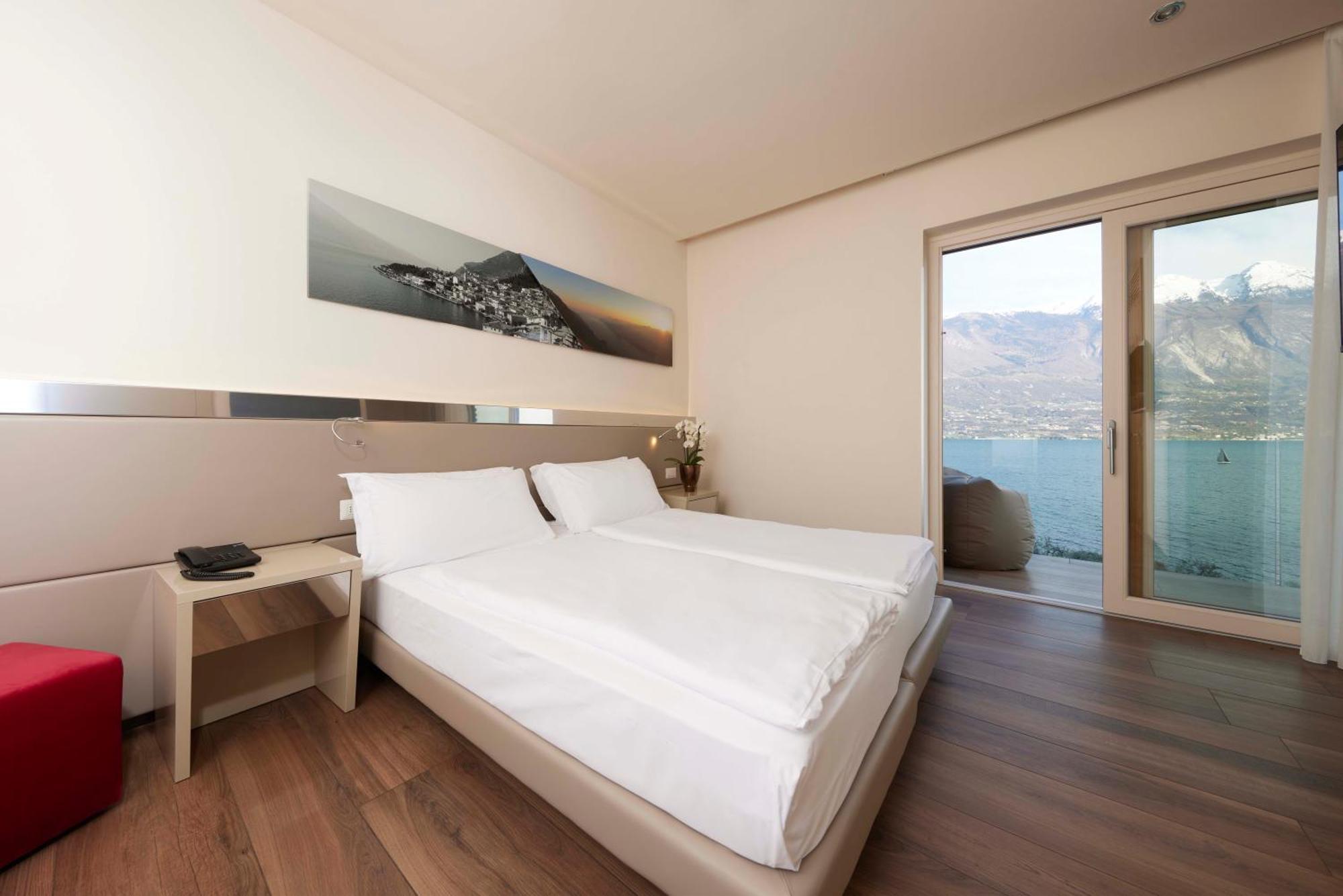 Hotel Atilius - Adults Only Limone sul Garda Δωμάτιο φωτογραφία