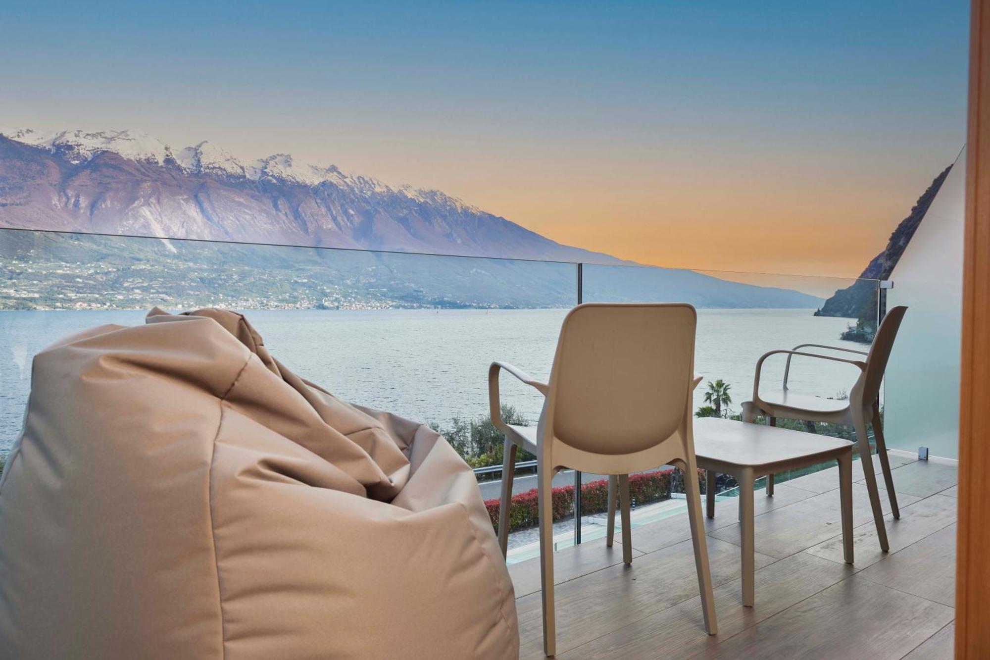 Hotel Atilius - Adults Only Limone sul Garda Δωμάτιο φωτογραφία