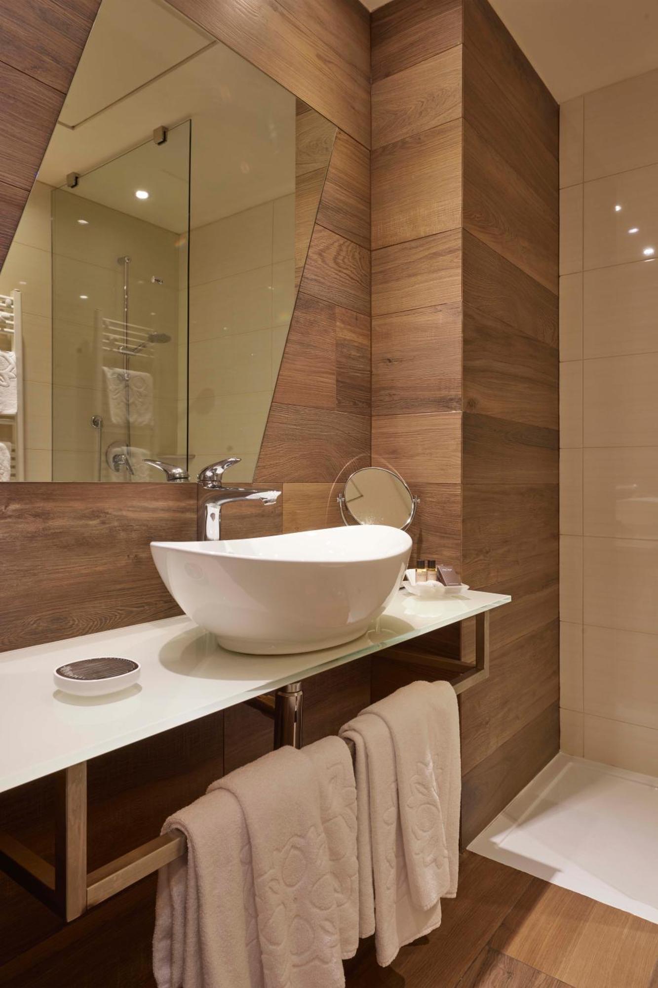 Hotel Atilius - Adults Only Limone sul Garda Δωμάτιο φωτογραφία